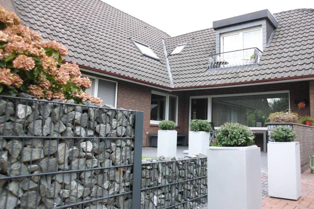 Wohlfuehlen In Gepflegter 70 Qm Oberwohnung Marienhafe Buitenkant foto