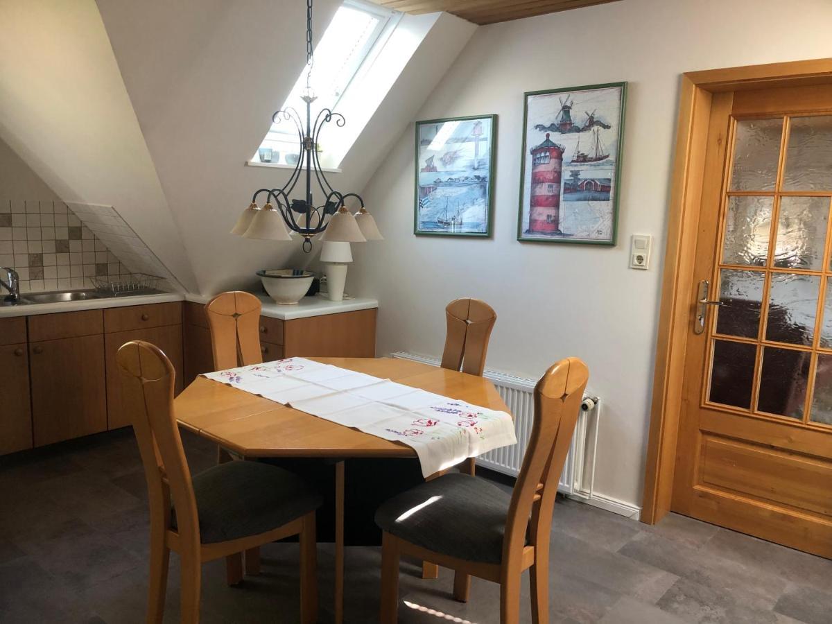 Wohlfuehlen In Gepflegter 70 Qm Oberwohnung Marienhafe Buitenkant foto